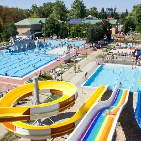 City Home Apartman Eger