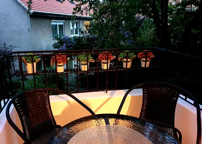 City Home Apartman *